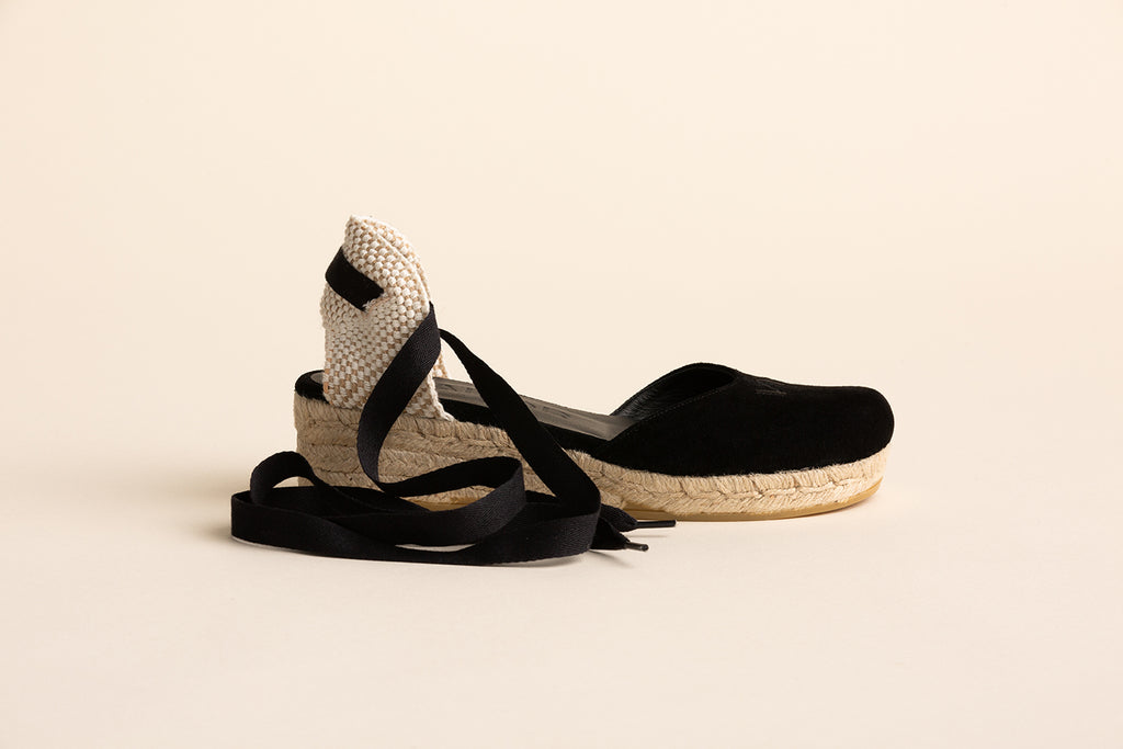 Cuña cerrada B01 - Negro
