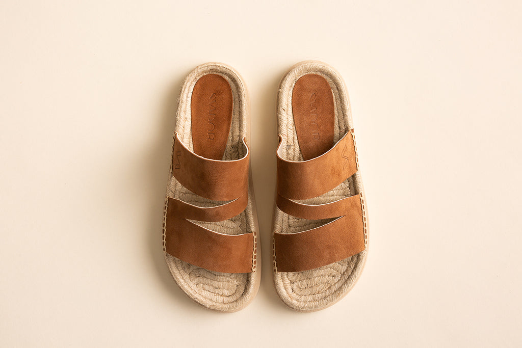 Sandalia plana G01 - Camel