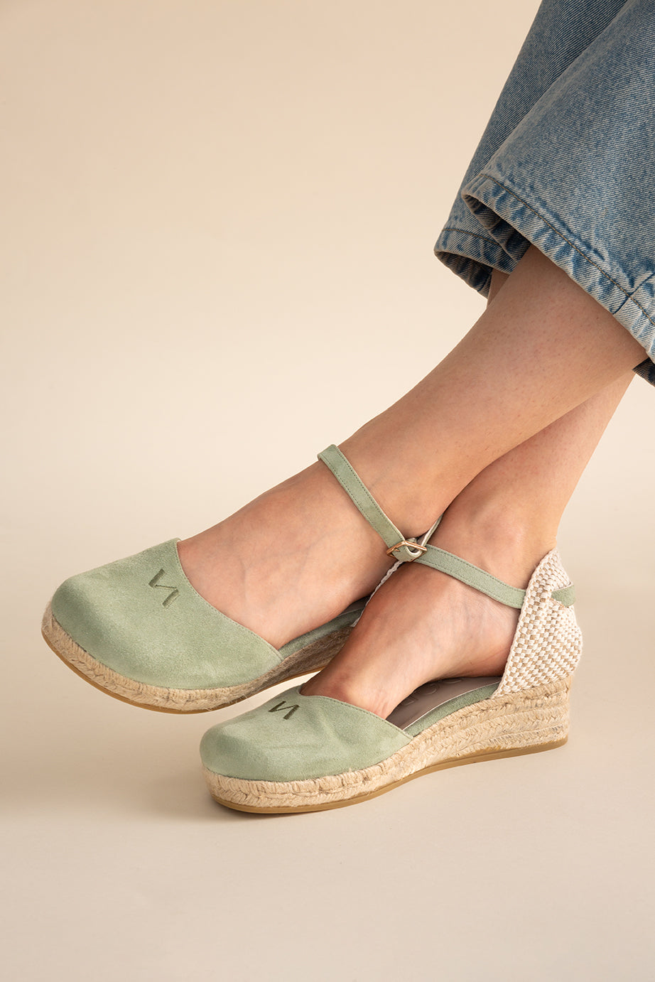 Cuña cerrada B01 - Verde